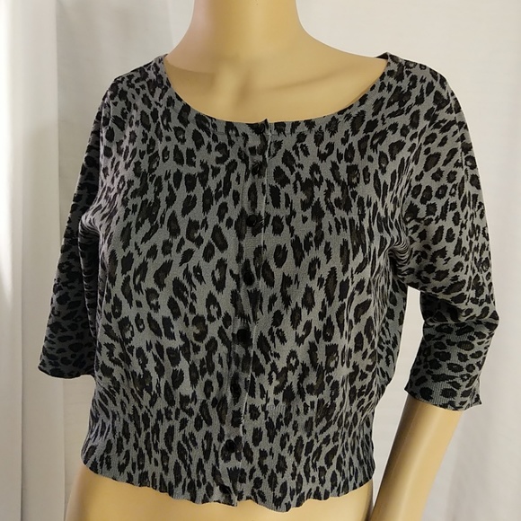 WHBM animal print cropped top short sleeve shrug S - Picture 7 of 7